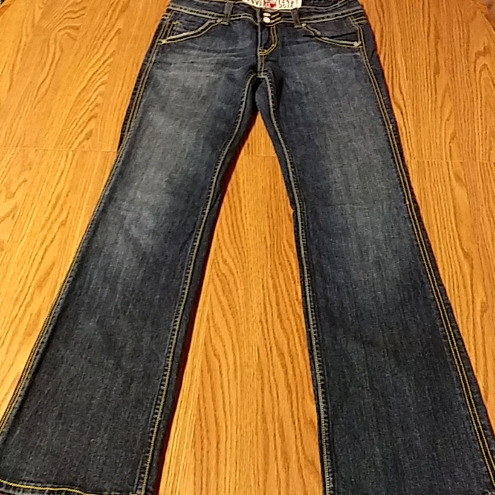 Vigoss Jeans Big Stitches Pocket Flaps Stretchy